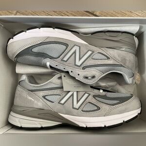 NWT New Balance 990v4 Grey Mens 10.5